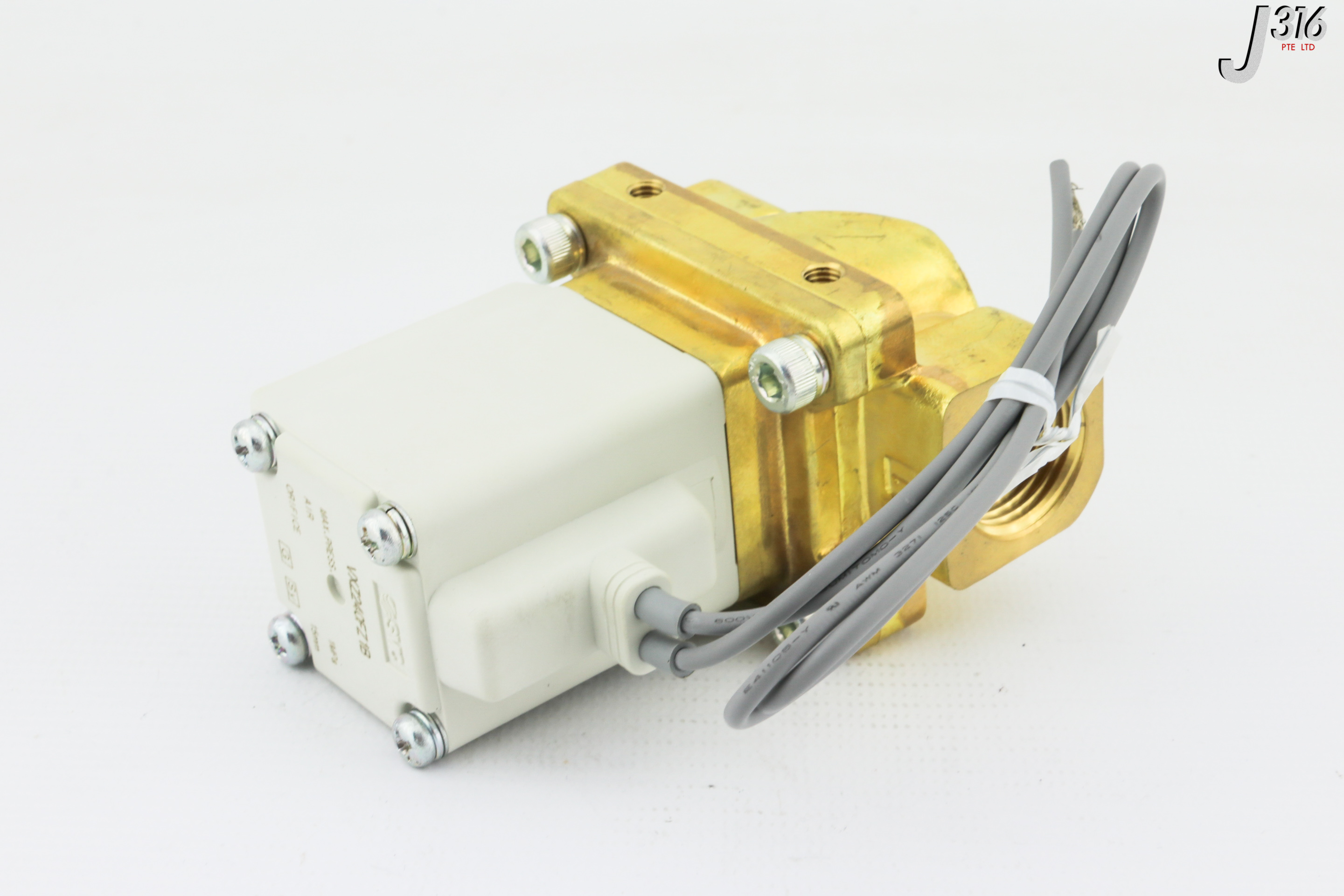 29311 SMC 2-WAY MEDIA VALVE (NEW) VXZ240FZ1B | eBay